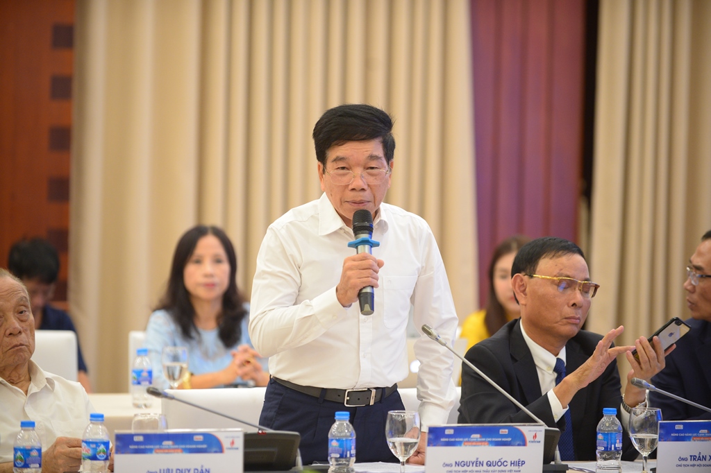 Diễn đàn Nâng cao Năng lực cạnh tranh cho doanh nghiệp trong nền kinh tế số 25/10/2023