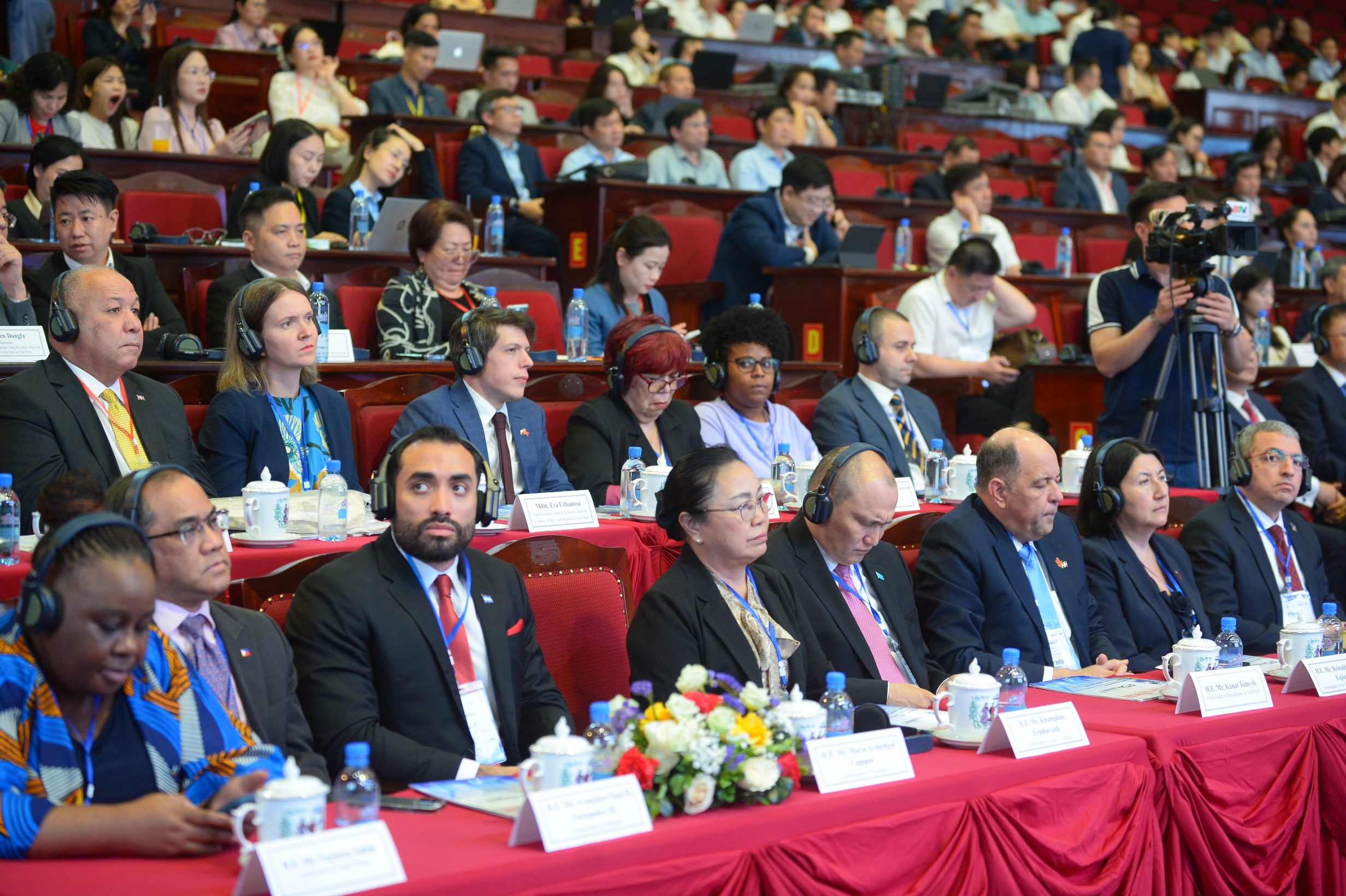 Diễn đàn “Kết nối FDI 2026” với chủ đề “Hướng tới chuỗi cung ứng toàn cầu bền vững” tại tỉnh Bắc Ninh. 24/04/2026