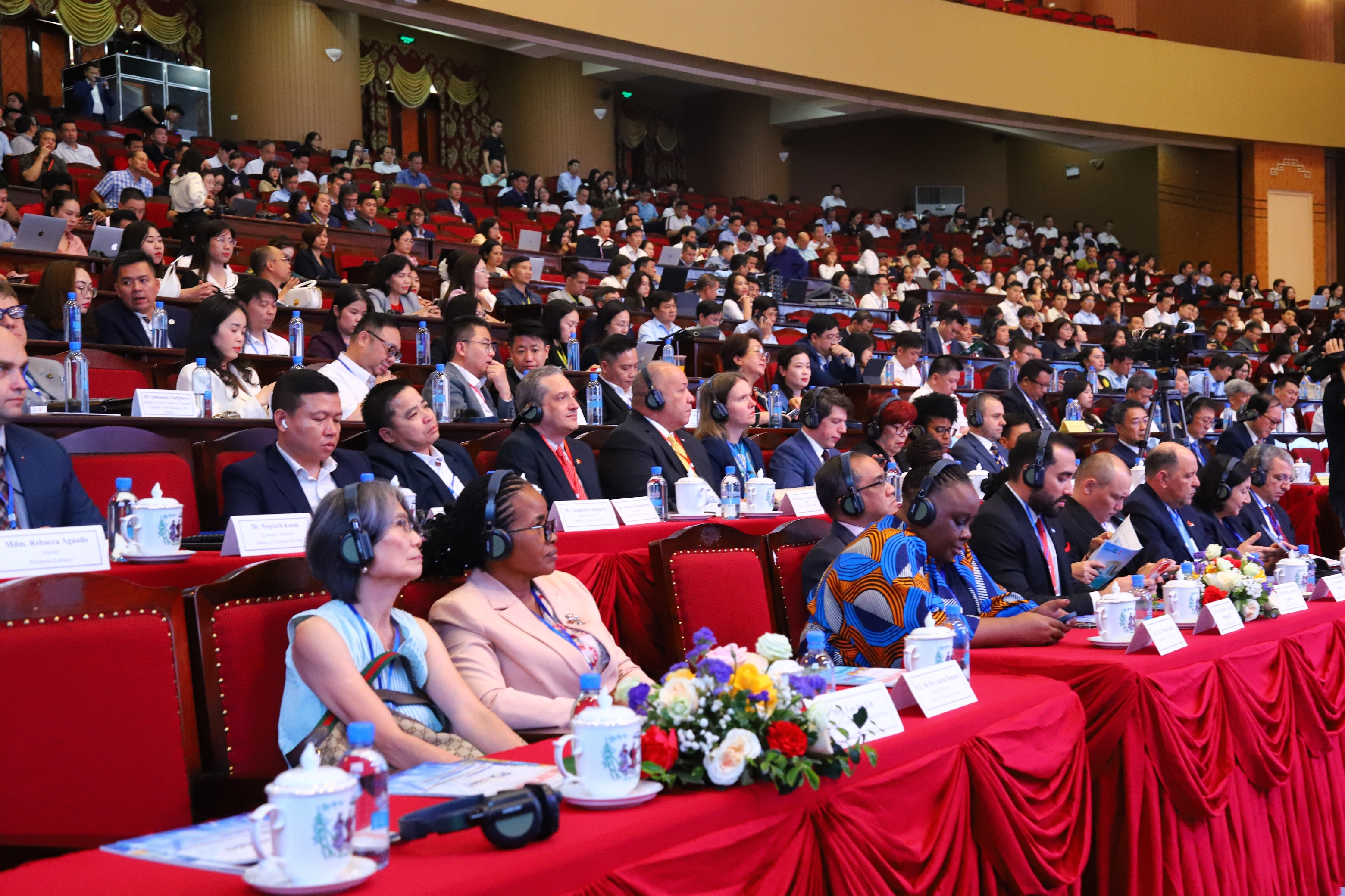 Diễn đàn “Kết nối FDI 2026” với chủ đề “Hướng tới chuỗi cung ứng toàn cầu bền vững” tại tỉnh Bắc Ninh. 24/04/2026