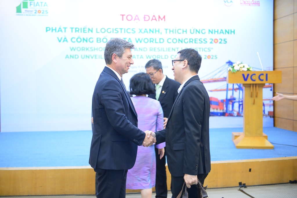 Tọa đàm “Phát triển logistics xanh, thích ứng nhanh và lễ công bố FIATA World Congress 2025 09/7/2025
