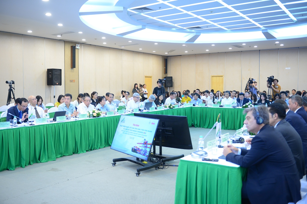 Tọa đàm “Phát triển logistics xanh, thích ứng nhanh và lễ công bố FIATA World Congress 2025 09/7/2025