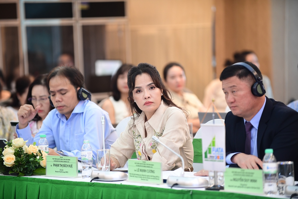Tọa đàm “Phát triển logistics xanh, thích ứng nhanh và lễ công bố FIATA World Congress 2025 09/7/2025