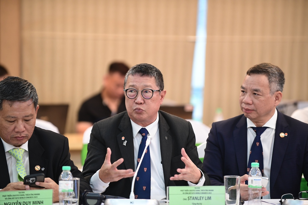 Tọa đàm “Phát triển logistics xanh, thích ứng nhanh và lễ công bố FIATA World Congress 2025 09/7/2025