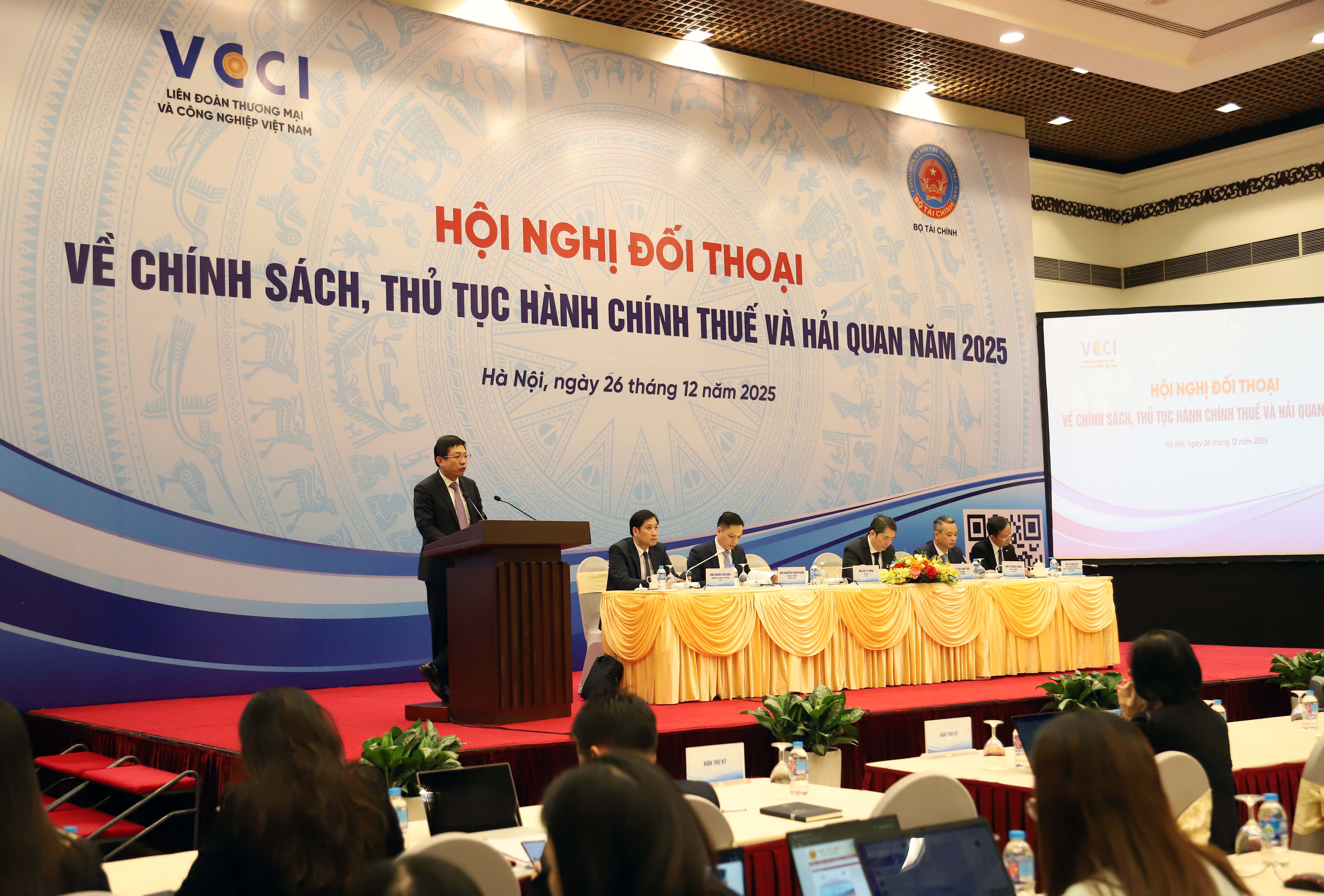 Hội nghị đối thoại về chính sách, thủ tục hành chính thuế và hải quan năm 2025