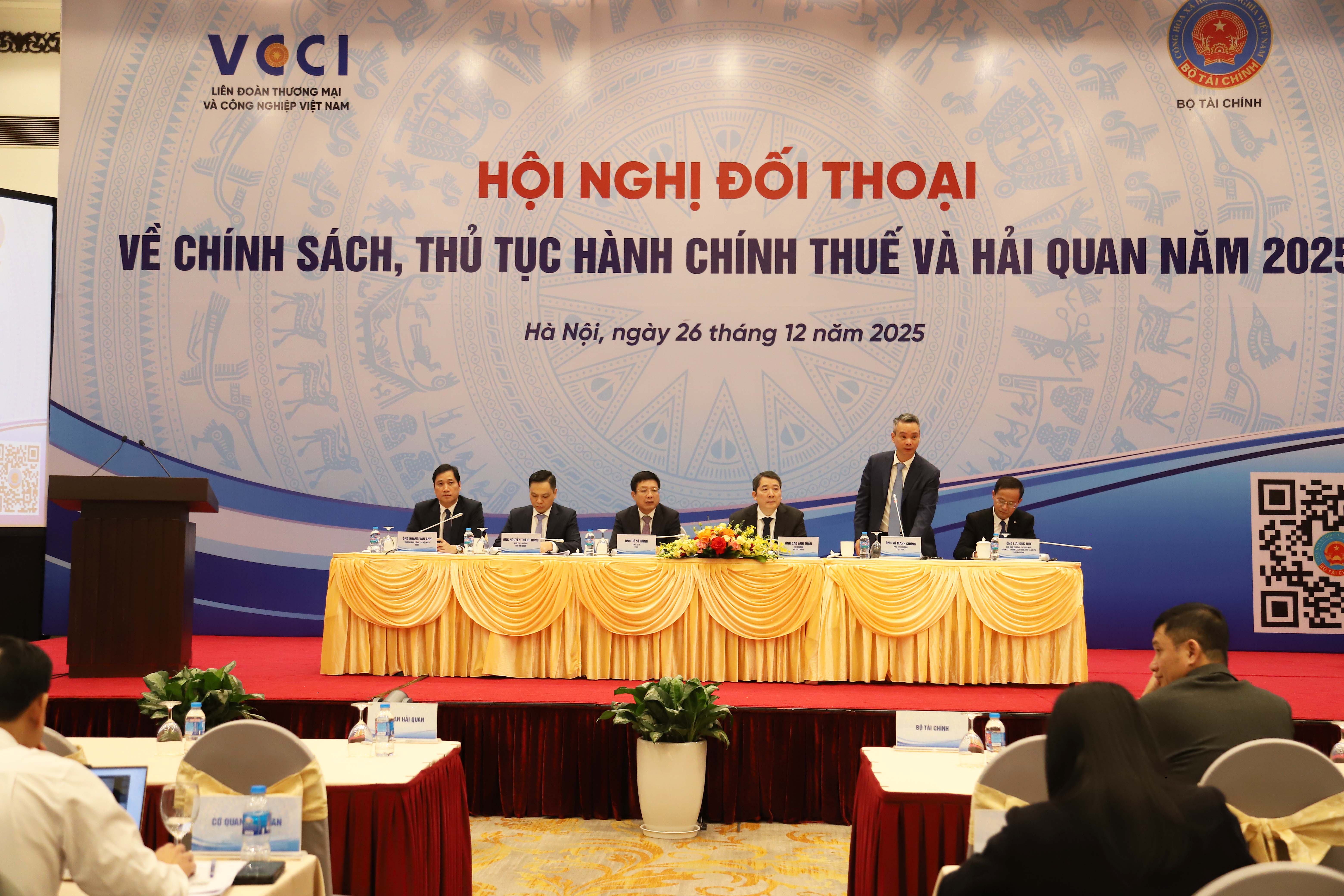 Hội nghị đối thoại về chính sách, thủ tục hành chính thuế và hải quan năm 2025