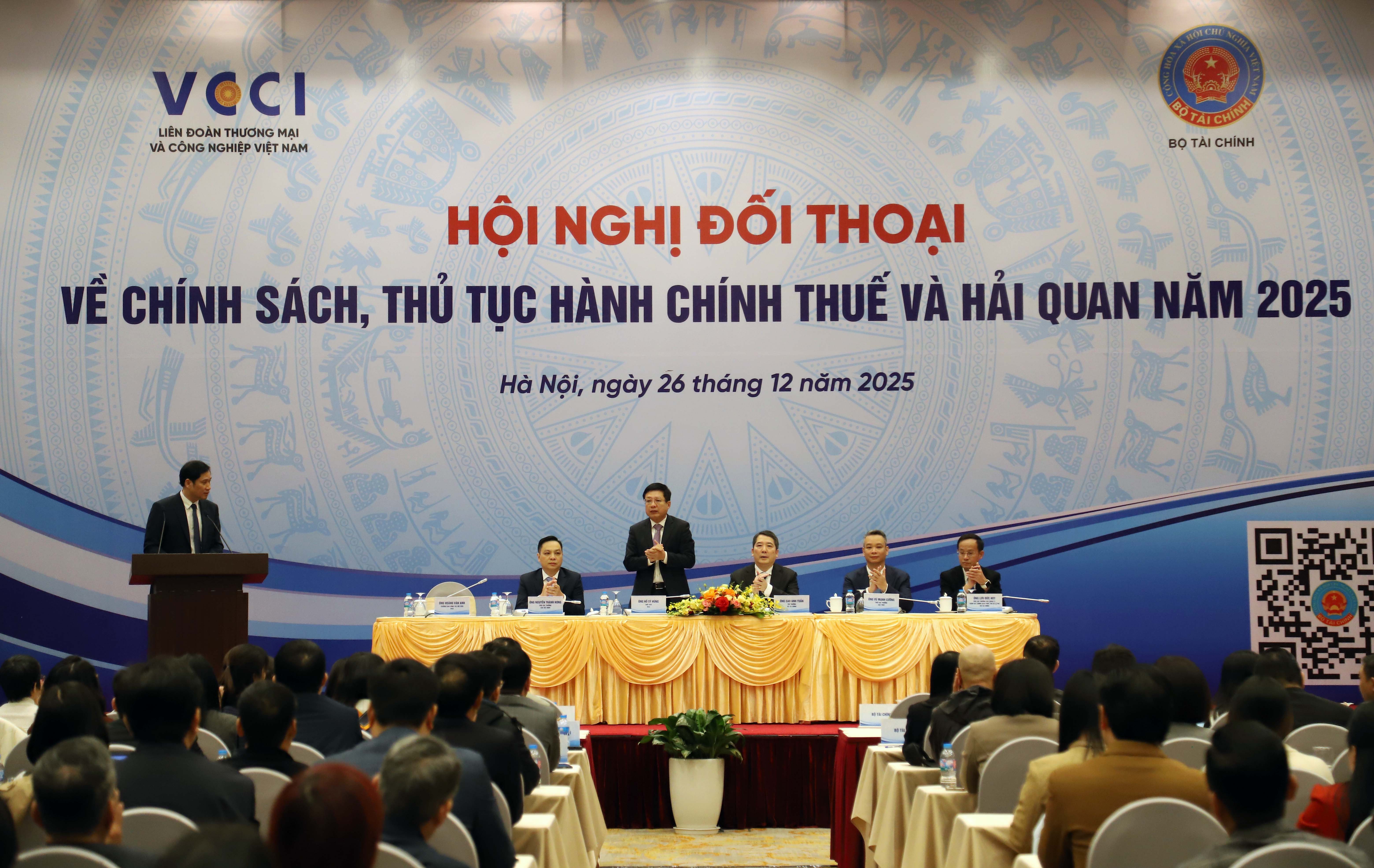 Hội nghị đối thoại về chính sách, thủ tục hành chính thuế và hải quan năm 2025