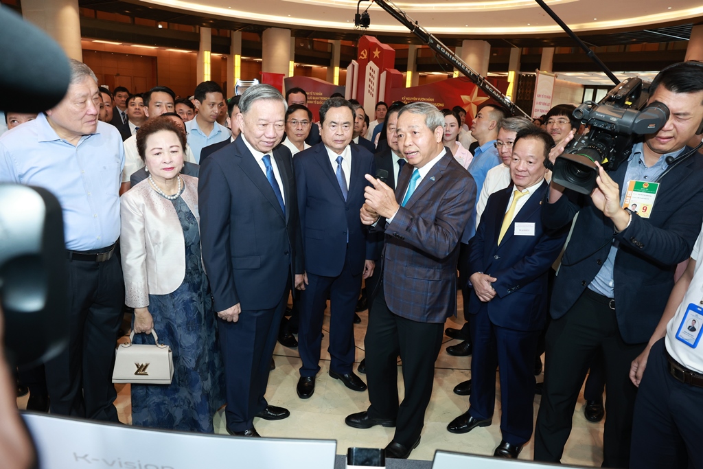 HỘI NGHỊ TOÀN QUỐC quán triệt, triển khai thực hiện NQ66 và NQ68 của Bộ Chính trị 18/5/2025