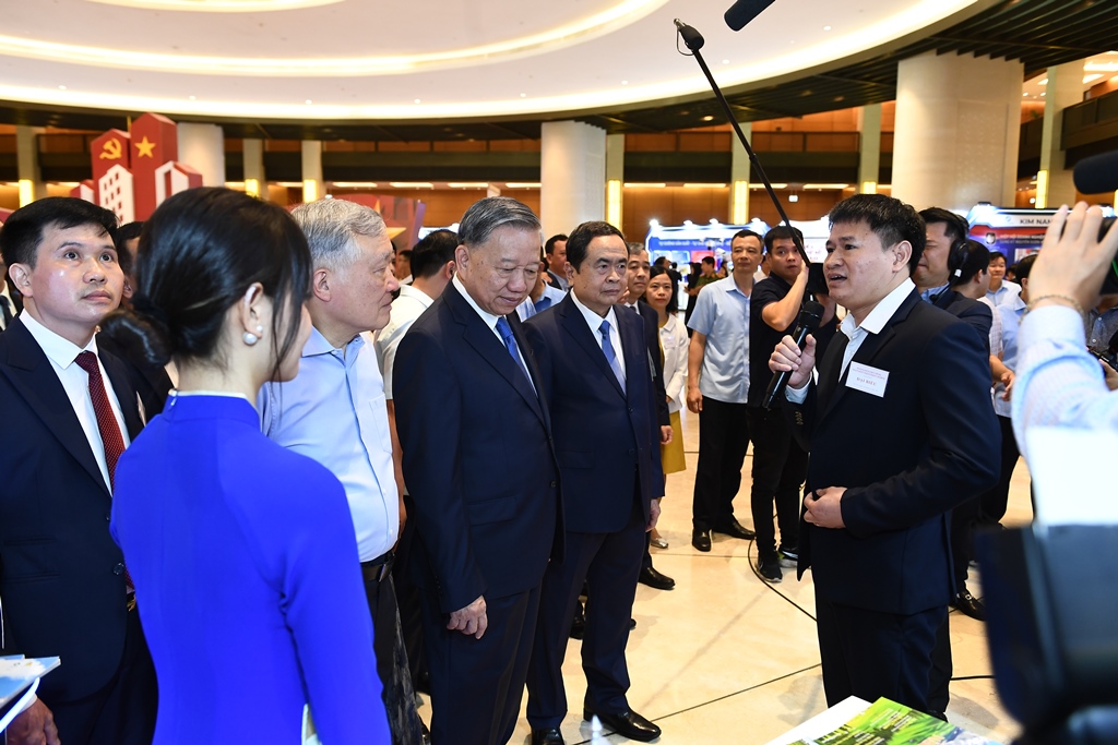 HỘI NGHỊ TOÀN QUỐC quán triệt, triển khai thực hiện NQ66 và NQ68 của Bộ Chính trị 18/5/2025