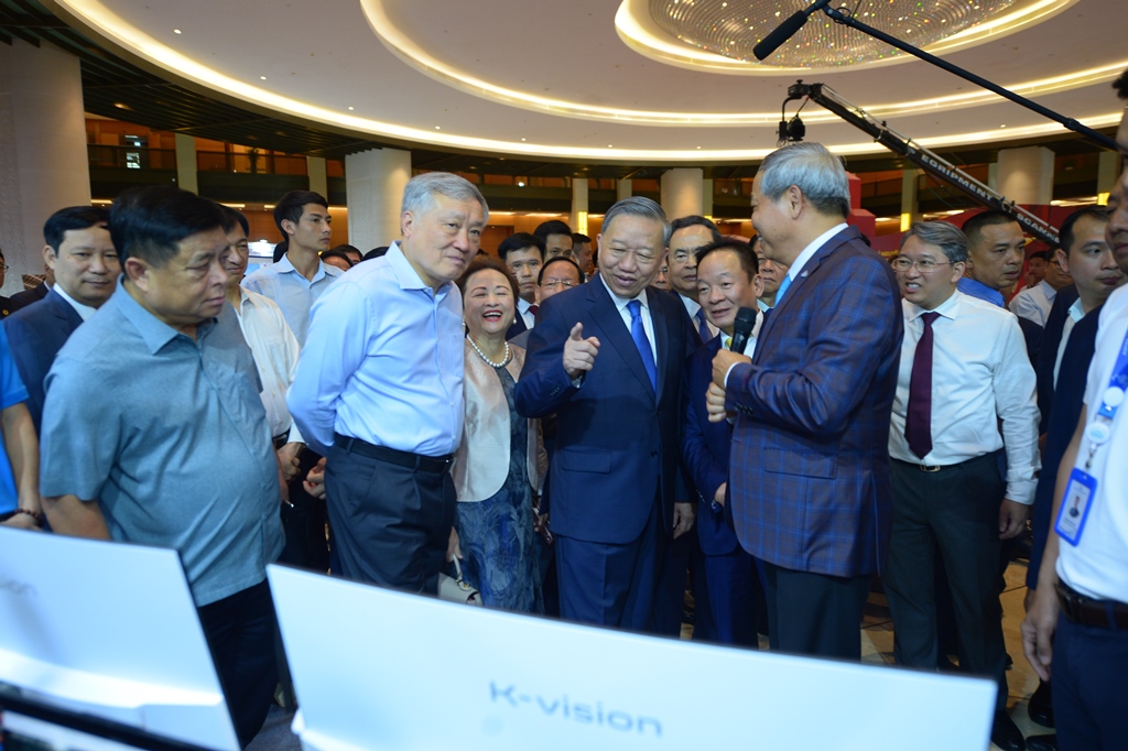 HỘI NGHỊ TOÀN QUỐC quán triệt, triển khai thực hiện NQ66 và NQ68 của Bộ Chính trị 18/5/2025