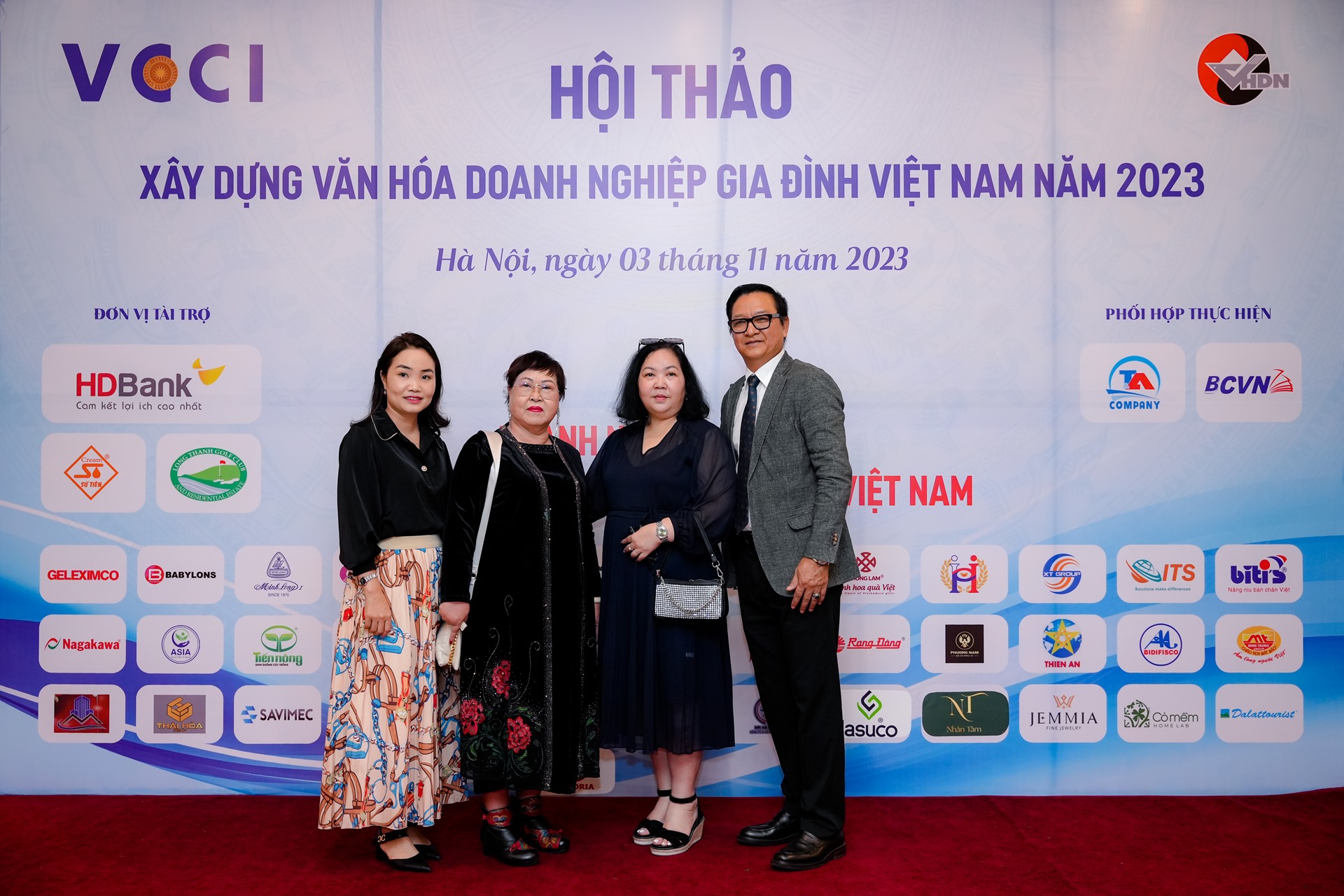 Hội thảo Xây dựng Văn hóa Doanh nghiệp Gia đình Việt Nam 03/11/2023