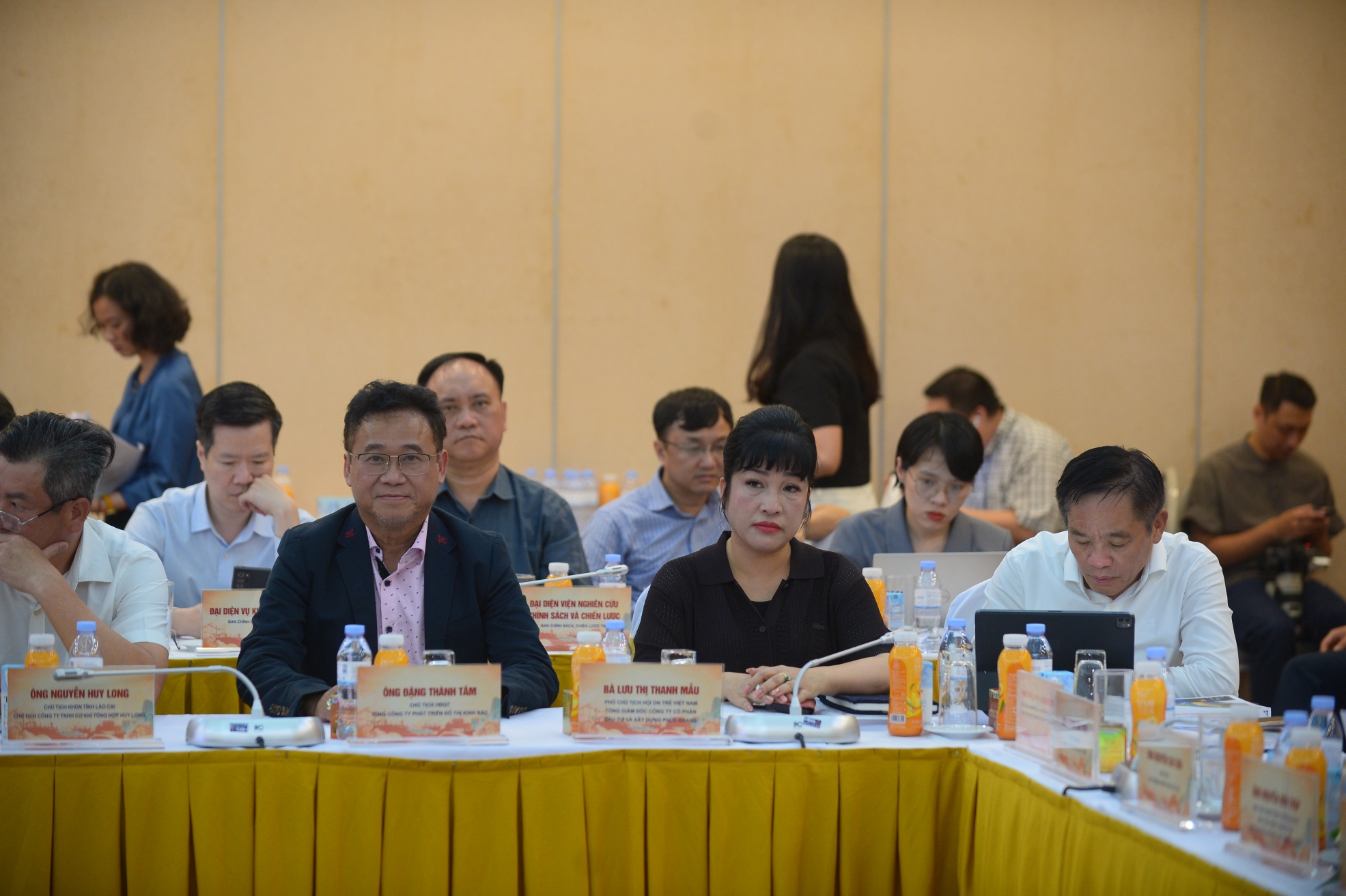Hội nghị “Doanh nghiệp, doanh nhân tư nhân Việt Nam với đổi mới mô hình phát triển đất nước và chính sách đảng viên làm kinh tế tư nhân” 25/5/2026