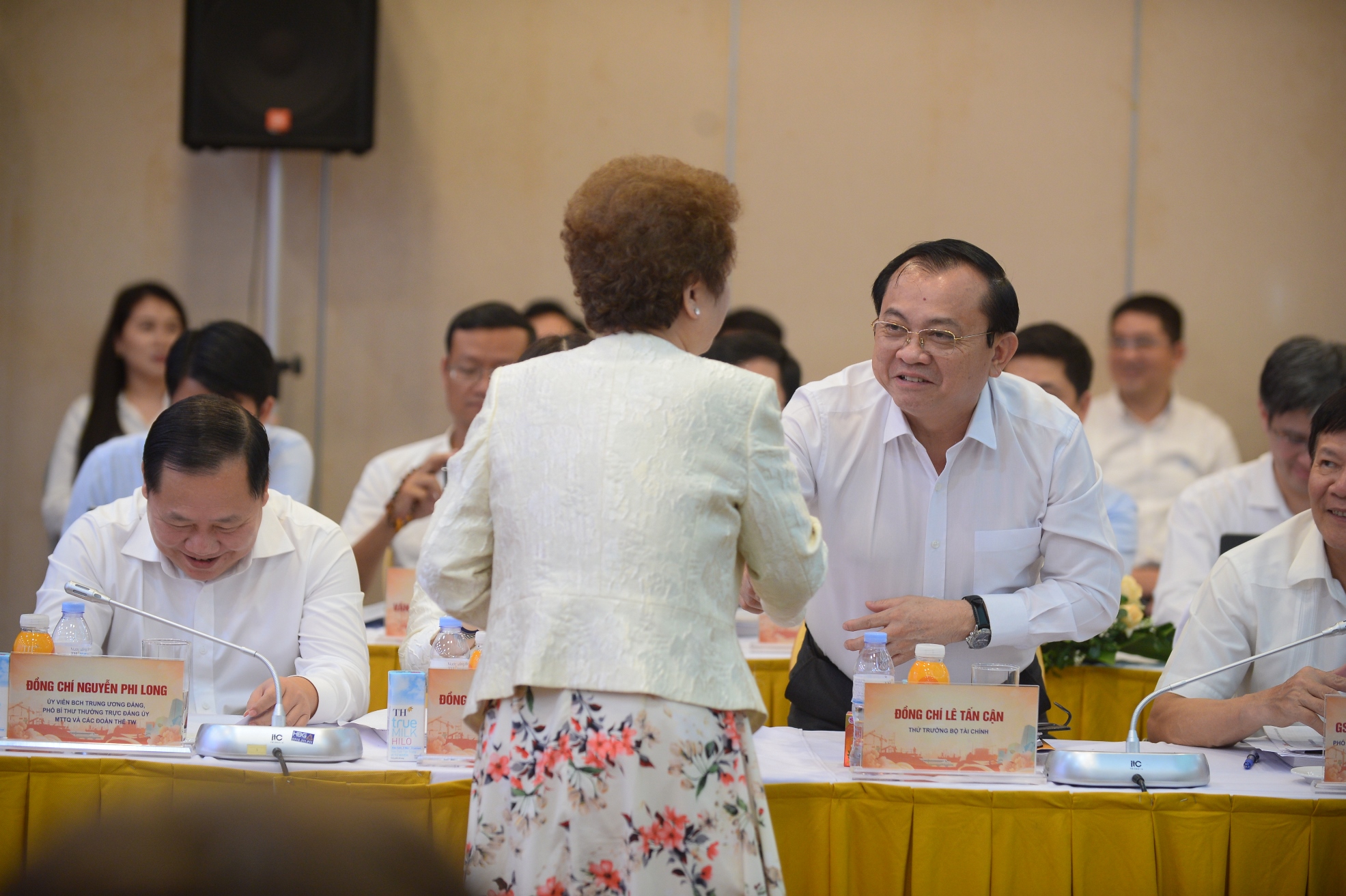 Hội nghị “Doanh nghiệp, doanh nhân tư nhân Việt Nam với đổi mới mô hình phát triển đất nước và chính sách đảng viên làm kinh tế tư nhân” 25/5/2026