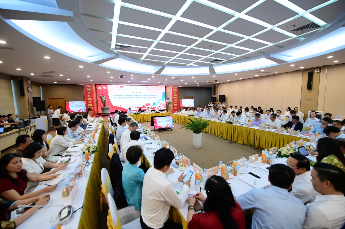 Hội nghị “Doanh nghiệp, doanh nhân tư nhân Việt Nam với đổi mới mô hình phát triển đất nước và chính sách đảng viên làm kinh tế tư nhân” 25/5/2026