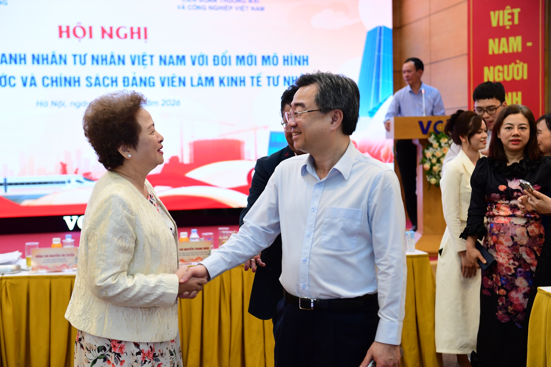 Hội nghị “Doanh nghiệp, doanh nhân tư nhân Việt Nam với đổi mới mô hình phát triển đất nước và chính sách đảng viên làm kinh tế tư nhân” 25/5/2026
