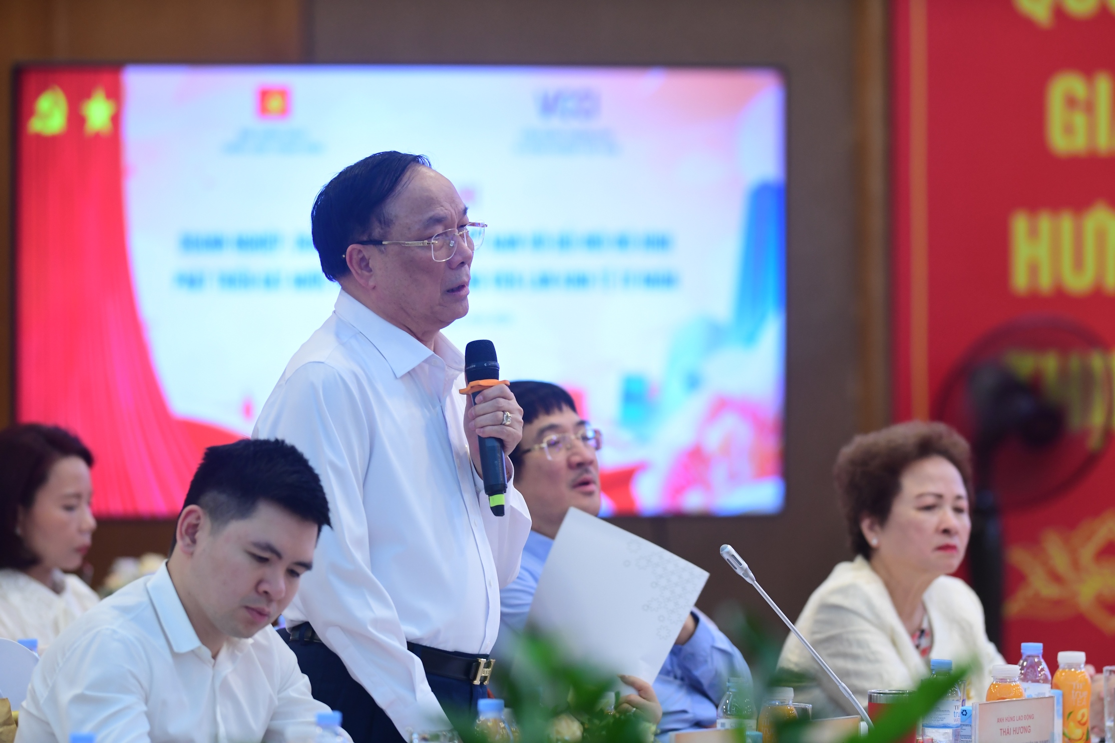 Hội nghị “Doanh nghiệp, doanh nhân tư nhân Việt Nam với đổi mới mô hình phát triển đất nước và chính sách đảng viên làm kinh tế tư nhân” 25/5/2026