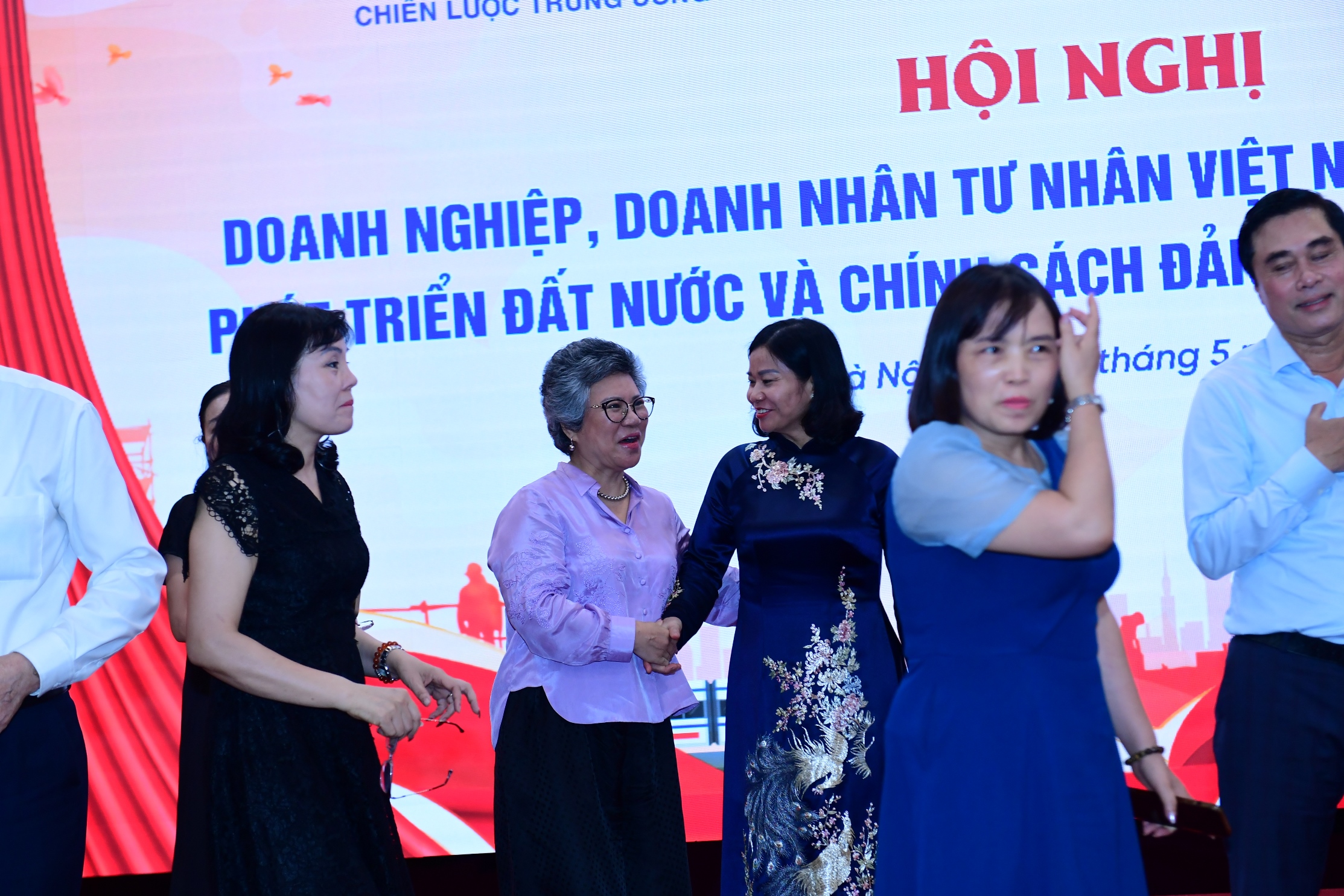 Hội nghị “Doanh nghiệp, doanh nhân tư nhân Việt Nam với đổi mới mô hình phát triển đất nước và chính sách đảng viên làm kinh tế tư nhân” 25/5/2026