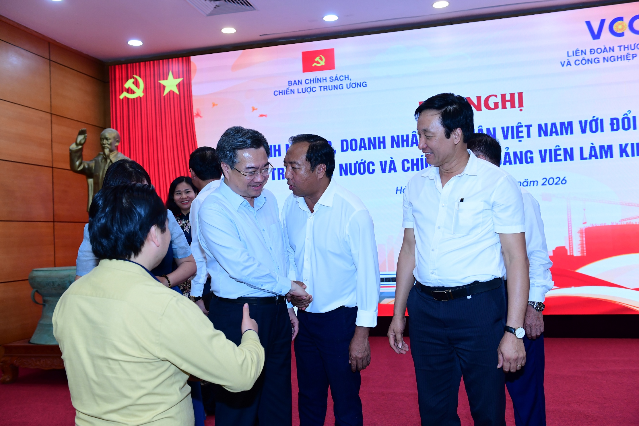 Hội nghị “Doanh nghiệp, doanh nhân tư nhân Việt Nam với đổi mới mô hình phát triển đất nước và chính sách đảng viên làm kinh tế tư nhân” 25/5/2026