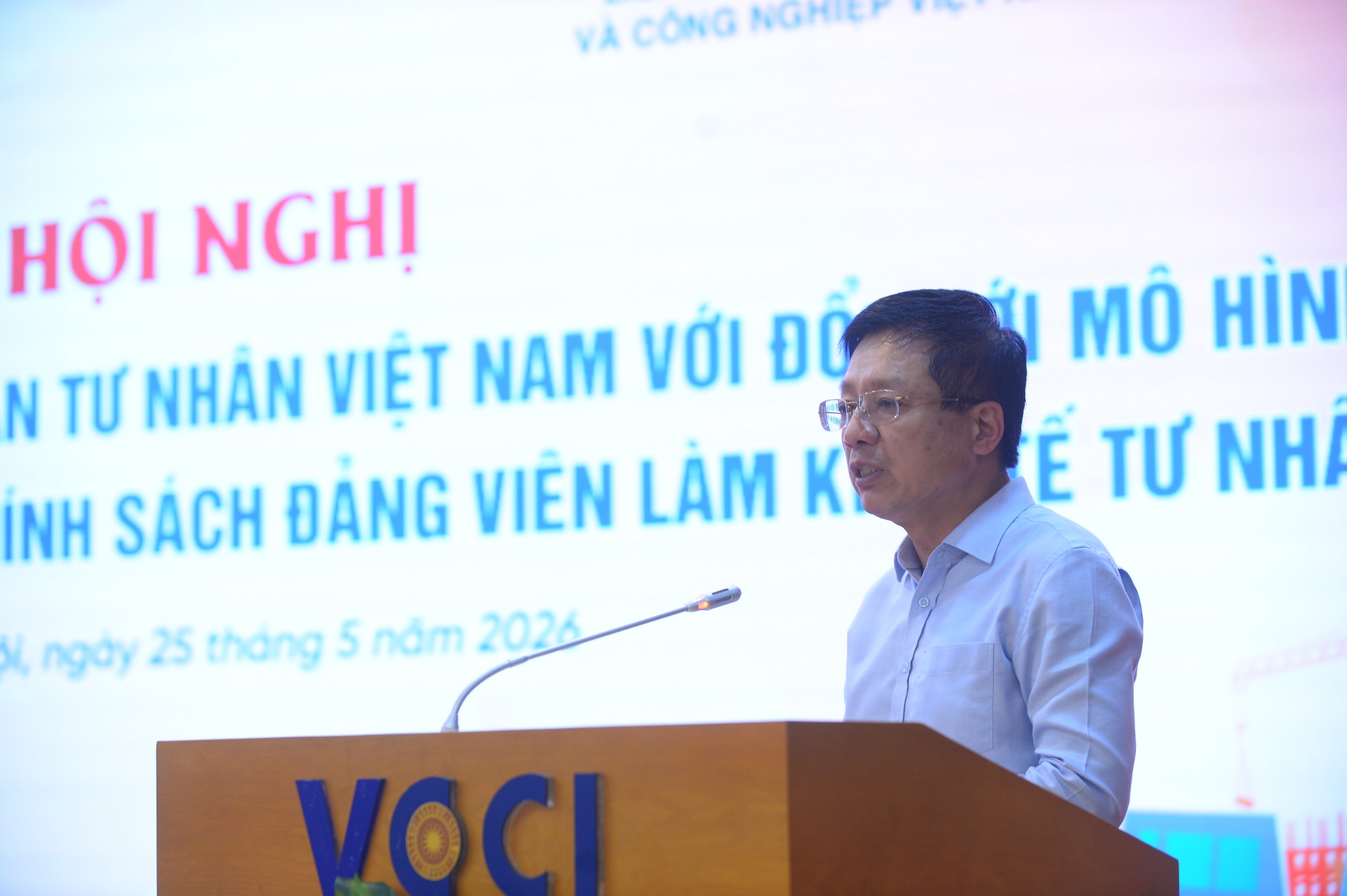 Hội nghị “Doanh nghiệp, doanh nhân tư nhân Việt Nam với đổi mới mô hình phát triển đất nước và chính sách đảng viên làm kinh tế tư nhân” 25/5/2026