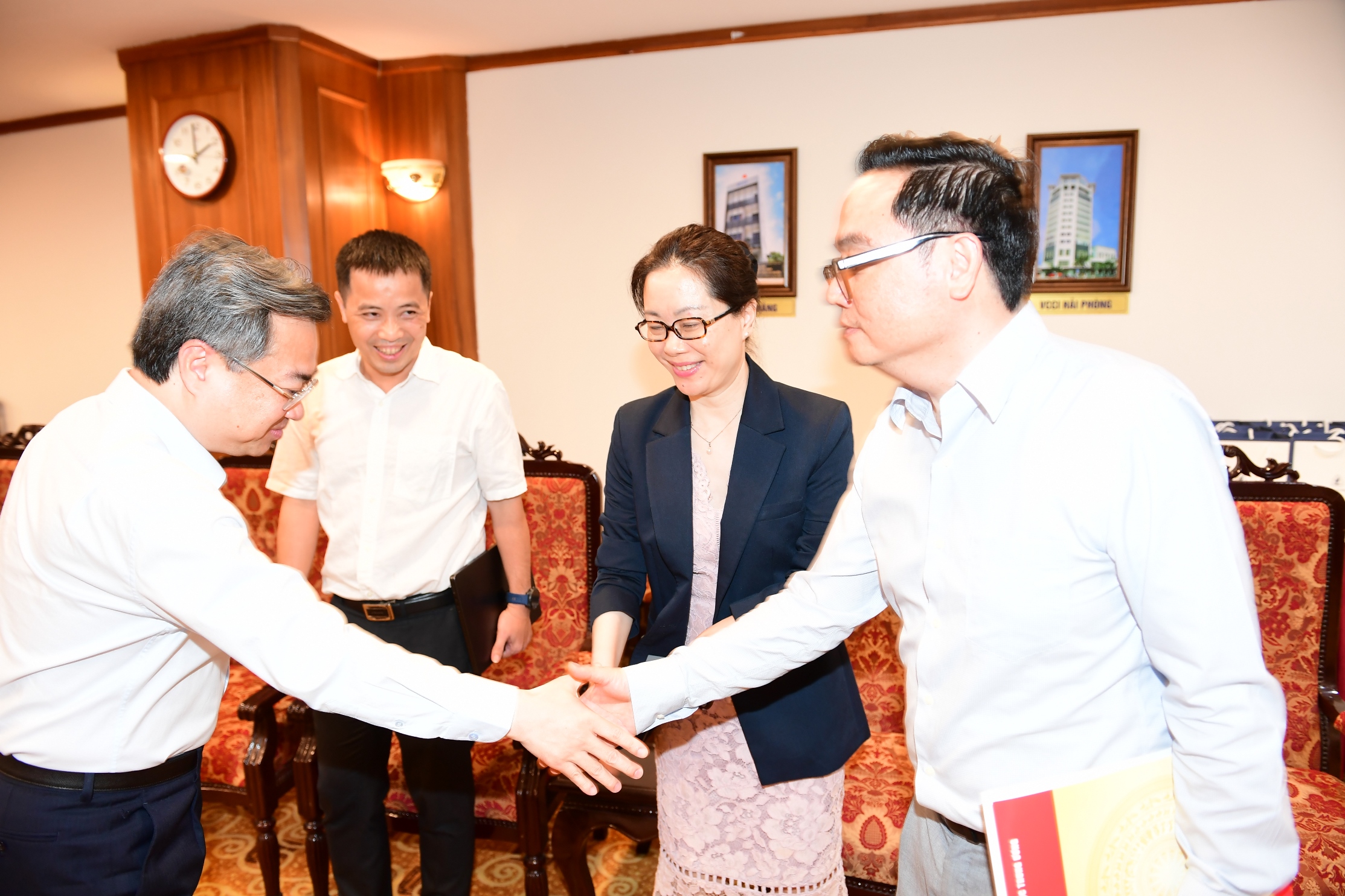 Hội nghị “Doanh nghiệp, doanh nhân tư nhân Việt Nam với đổi mới mô hình phát triển đất nước và chính sách đảng viên làm kinh tế tư nhân” 25/5/2026