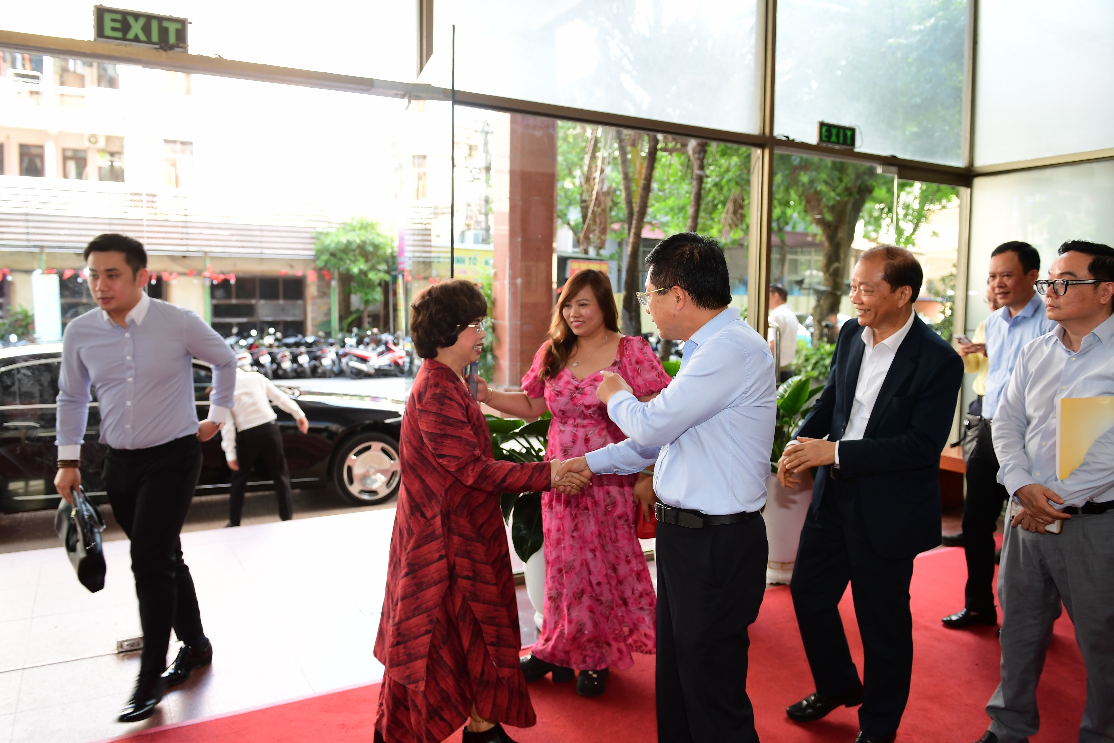 Hội nghị “Doanh nghiệp, doanh nhân tư nhân Việt Nam với đổi mới mô hình phát triển đất nước và chính sách đảng viên làm kinh tế tư nhân” 25/5/2026
