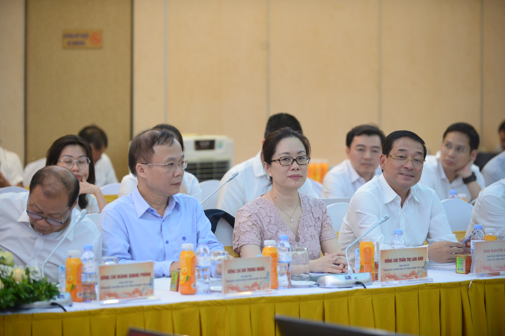 Hội nghị “Doanh nghiệp, doanh nhân tư nhân Việt Nam với đổi mới mô hình phát triển đất nước và chính sách đảng viên làm kinh tế tư nhân” 25/5/2026