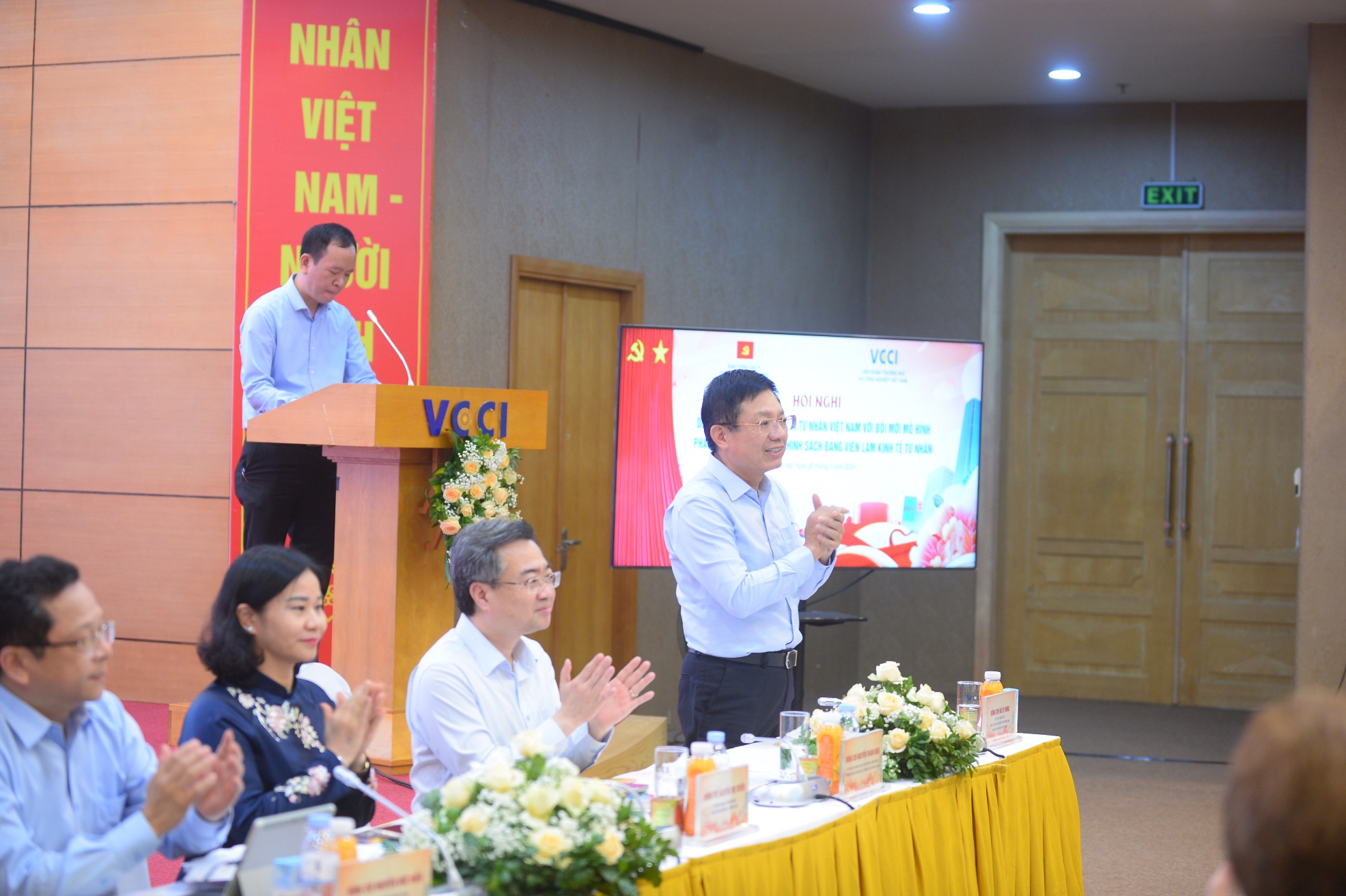 Hội nghị “Doanh nghiệp, doanh nhân tư nhân Việt Nam với đổi mới mô hình phát triển đất nước và chính sách đảng viên làm kinh tế tư nhân” 25/5/2026