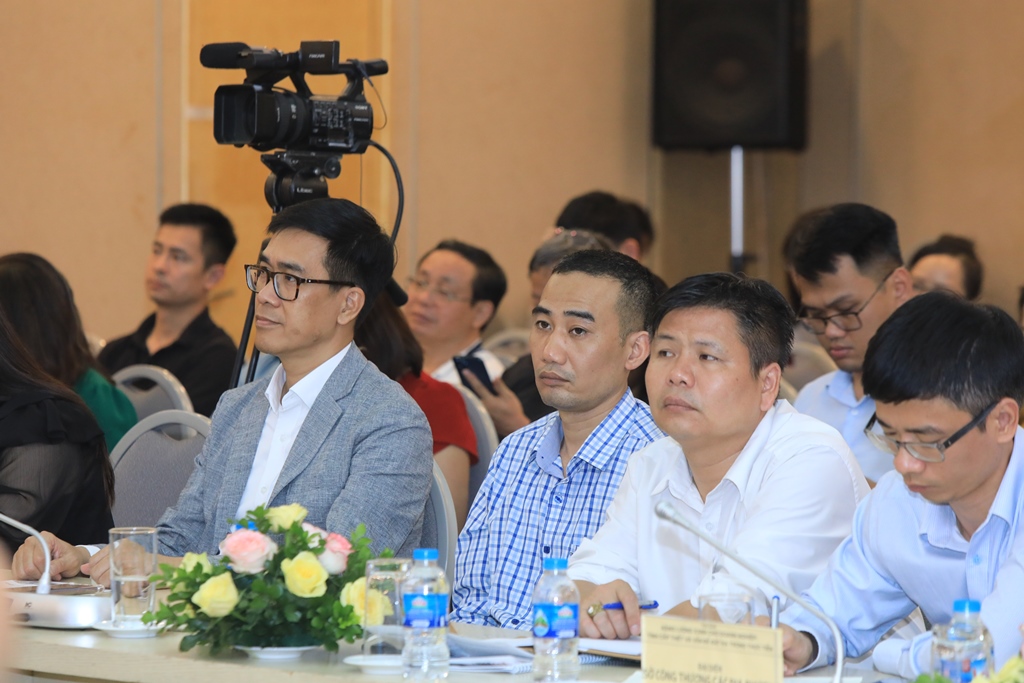 Năng lượng xanh cho doanh nghiệp Tính cấp thiết và vấn đề đặt ra trong thực tiễn 17/5/2023