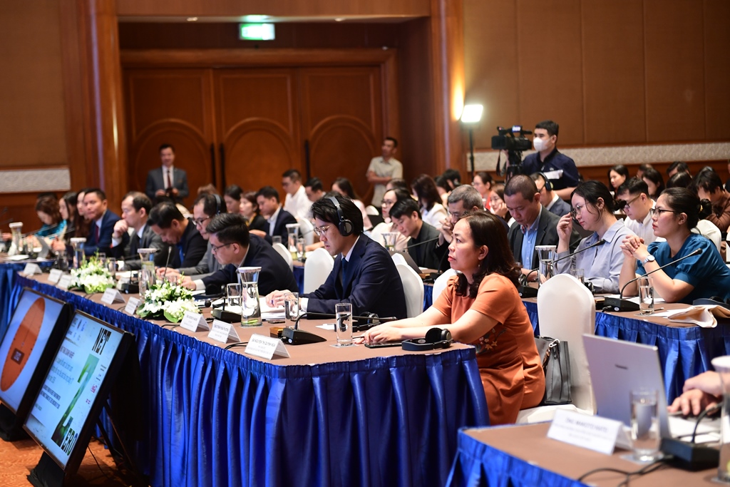 Thực tiễn quốc tế về tài chính xanh nhằm hỗ trợ khu vực tư nhân trong các nỗ lực giảm thiểu và báo cáo giảm nhẹ phát thải khí nhà kính 11/4/2024