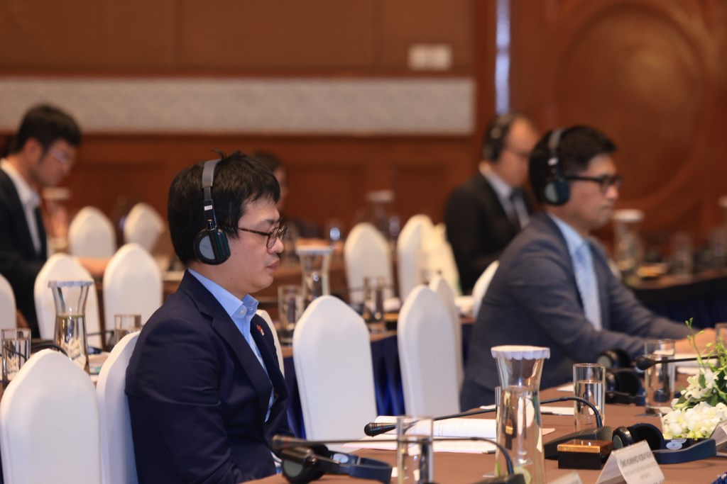 Thực tiễn quốc tế về tài chính xanh nhằm hỗ trợ khu vực tư nhân trong các nỗ lực giảm thiểu và báo cáo giảm nhẹ phát thải khí nhà kính 11/4/2024