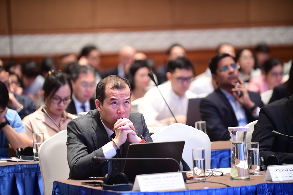 Thực tiễn quốc tế về tài chính xanh nhằm hỗ trợ khu vực tư nhân trong các nỗ lực giảm thiểu và báo cáo giảm nhẹ phát thải khí nhà kính 11/4/2024