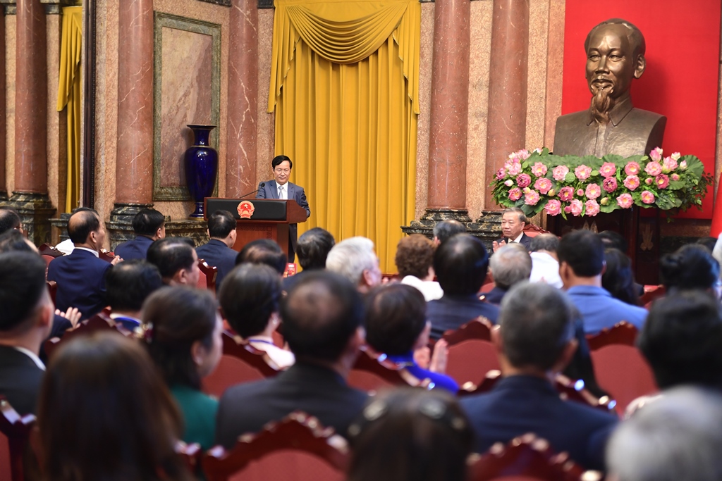 Tổng Bí thư, Chủ tịch nước Tô Lâm gặp gỡ doanh nhân và cộng đồng doanh nghiệp Việt Nam