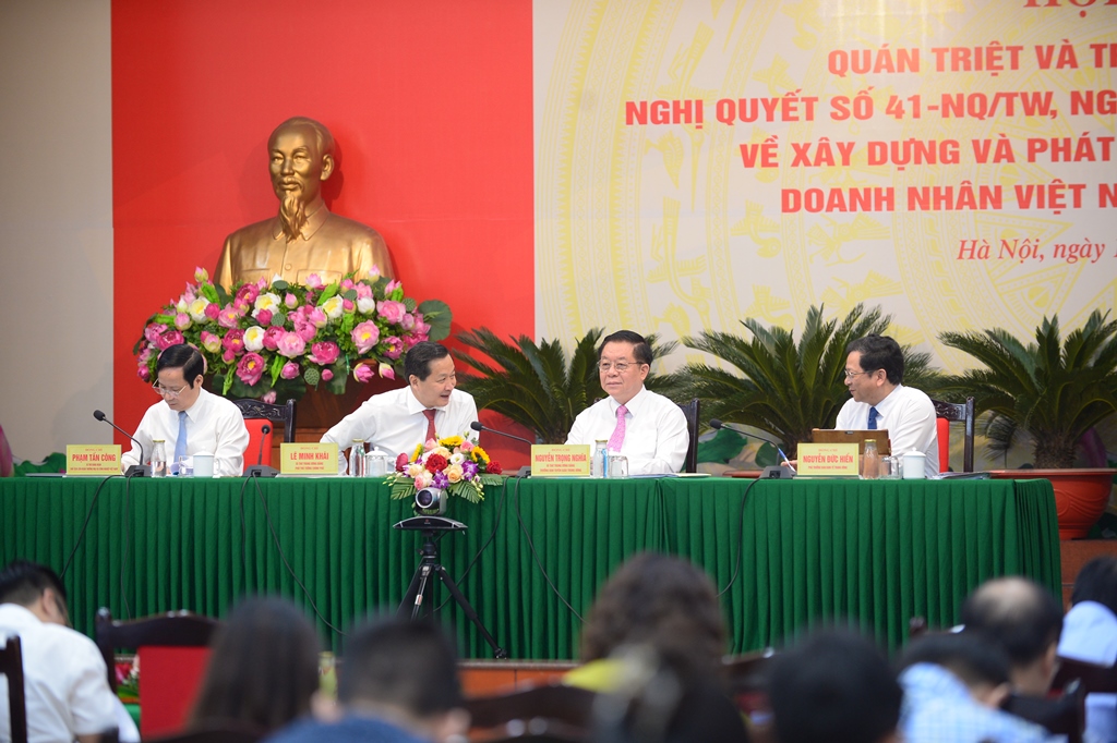 Hội nghị quán triệt và triển khai thực hiện Nghị quyết số 41-NQ/TW của Bộ Chính trị về xây dựng và phát huy vai trò của đội ngũ doanh nhân Việt Nam trong thời kỳ mới 10/5/2024