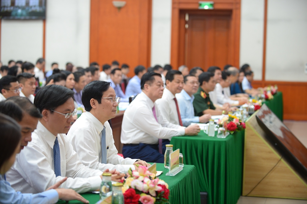 Hội nghị quán triệt và triển khai thực hiện Nghị quyết số 41-NQ/TW của Bộ Chính trị về xây dựng và phát huy vai trò của đội ngũ doanh nhân Việt Nam trong thời kỳ mới 10/5/2024
