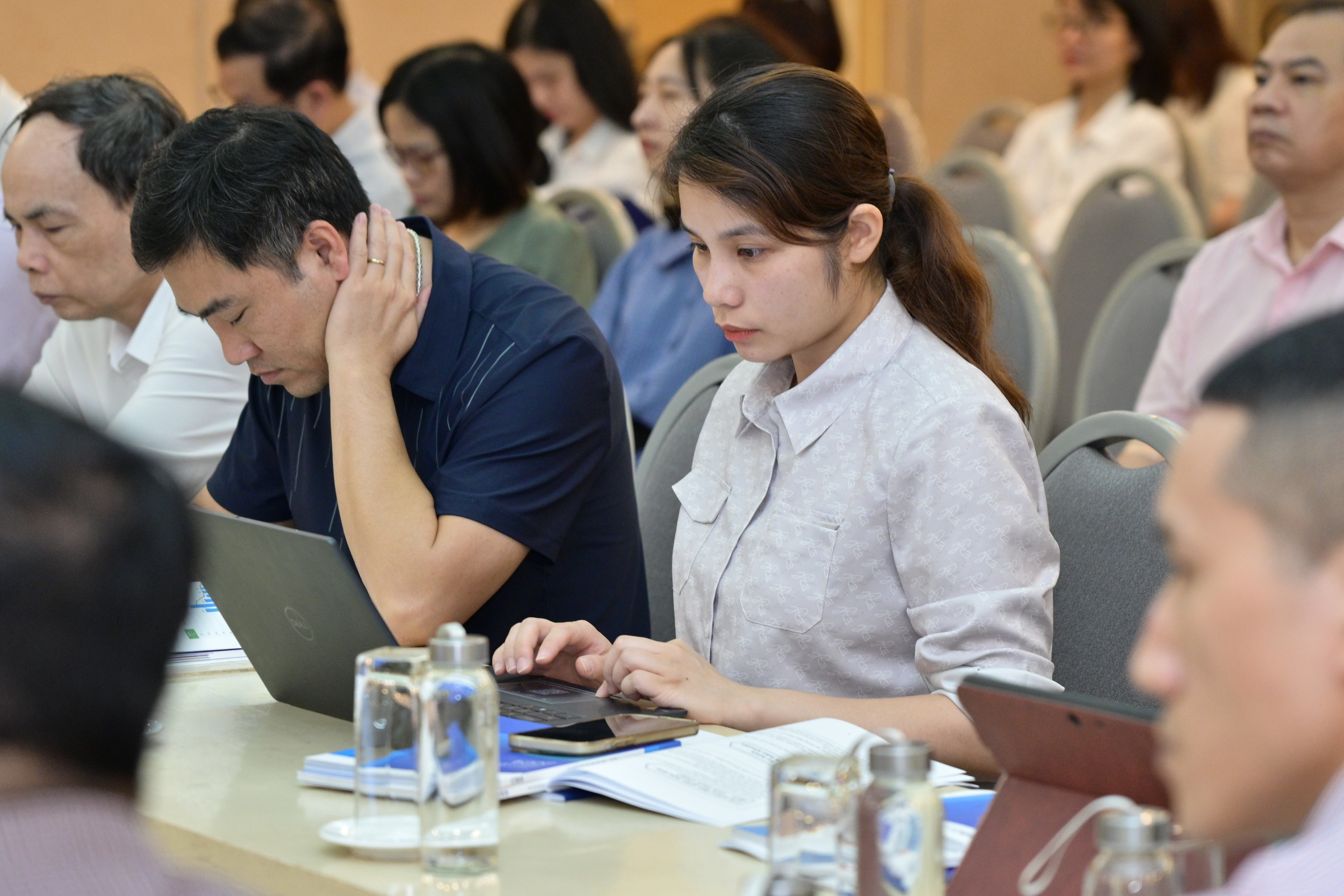 Dòng chảy pháp luật kinh doanh Việt Nam 2024 và  Báo cáo đánh giá về tiêu chuẩn và quy chuẩn kỹ thuật 22/4/2025