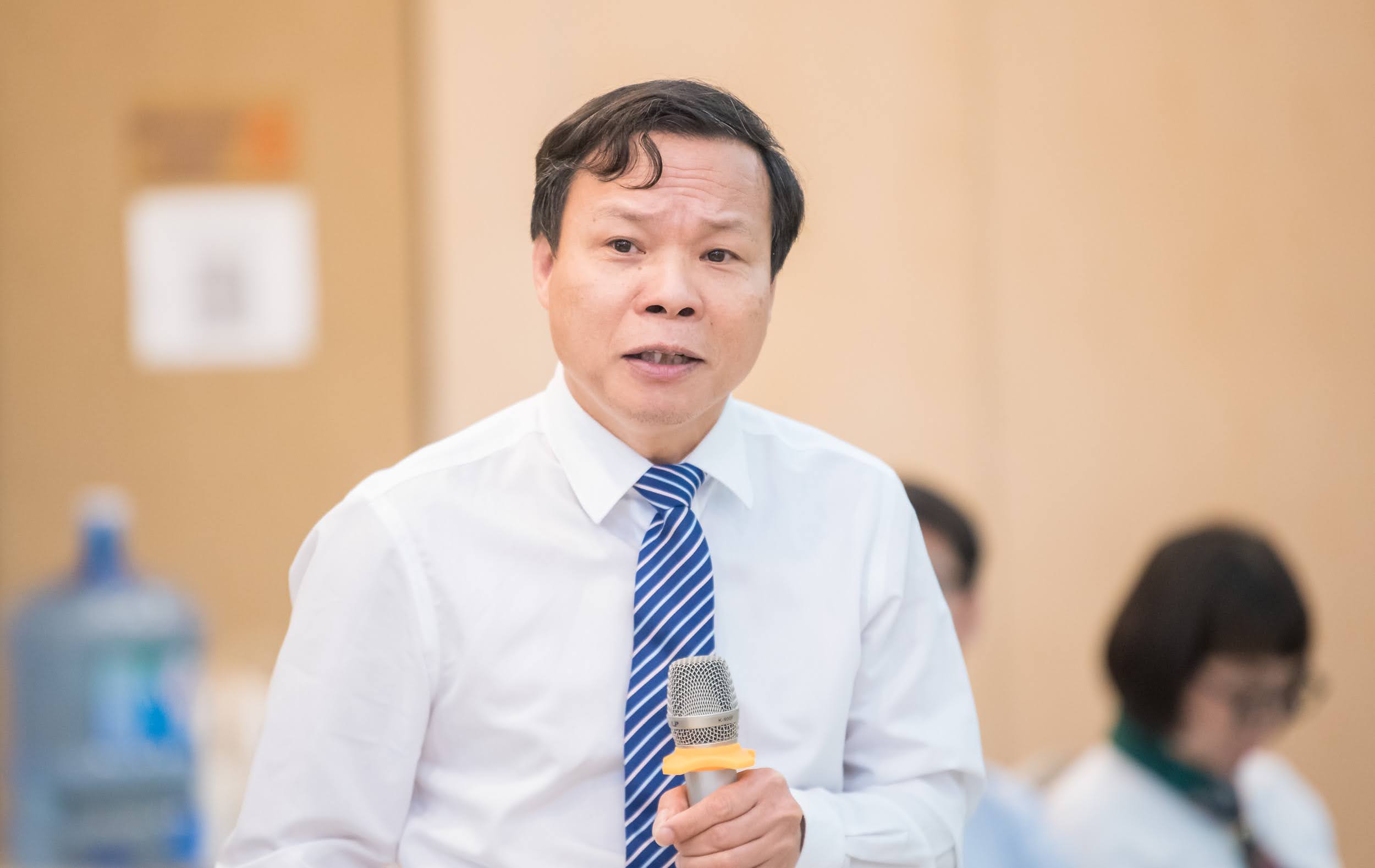 Dòng chảy pháp luật kinh doanh Việt Nam 2024 và  Báo cáo đánh giá về tiêu chuẩn và quy chuẩn kỹ thuật 22/4/2025