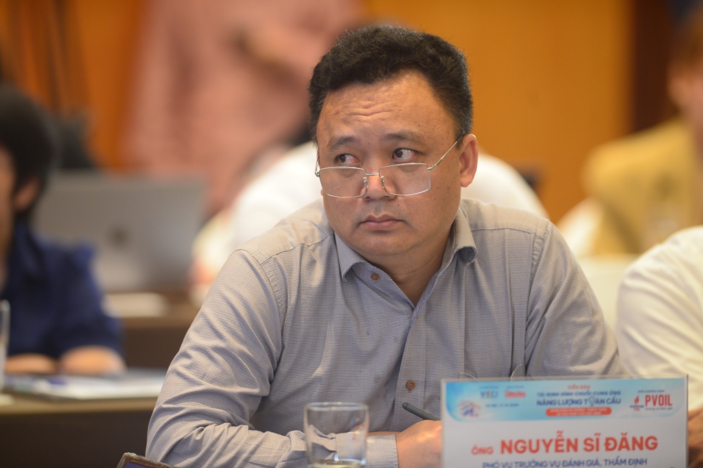 Tái định hình chuỗi cung ứng năng lượng toàn cầu: Nhận diện xu hướng, thách thức và giải pháp cho Việt Nam 17/10/2024
