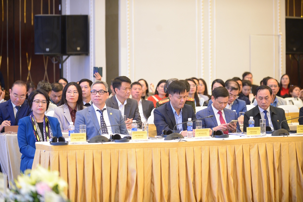 TALK Tương lai chuỗi cung ứng sản xuất thông minh - Diễn đàn Khu CN trục cao tốc phía đông 2024 - Quảng Ninh 12/12/2024