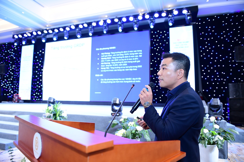 TALK Tương lai chuỗi cung ứng sản xuất thông minh - Diễn đàn Khu CN trục cao tốc phía đông 2024 - Quảng Ninh 12/12/2024