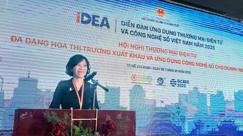 huong-toi-xuat-khau-ben-vung-qua-thuong-mai-dien-tu-xuyen-bien-gioi