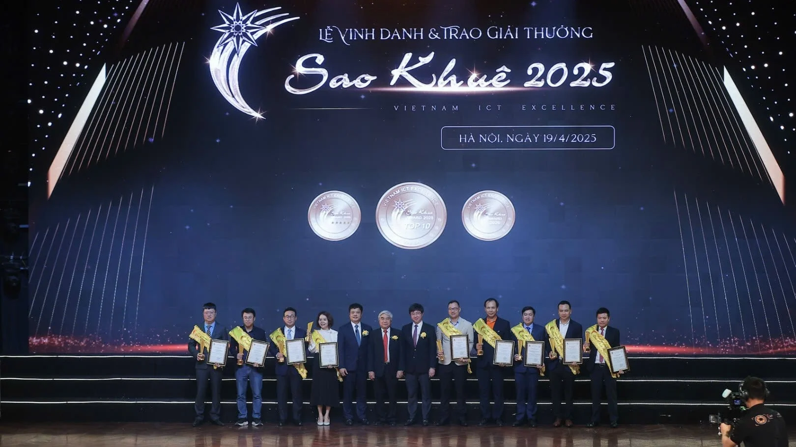 bien-dong-cua-the-gioi-nhac-nho-viet-nam-can-lam-chu-cong-nghe