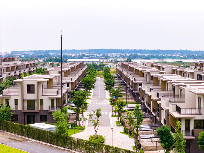 nhieu-doanh-nghiep-vuong-du-an-vi-tac-tinh-tien-su-dung-dat