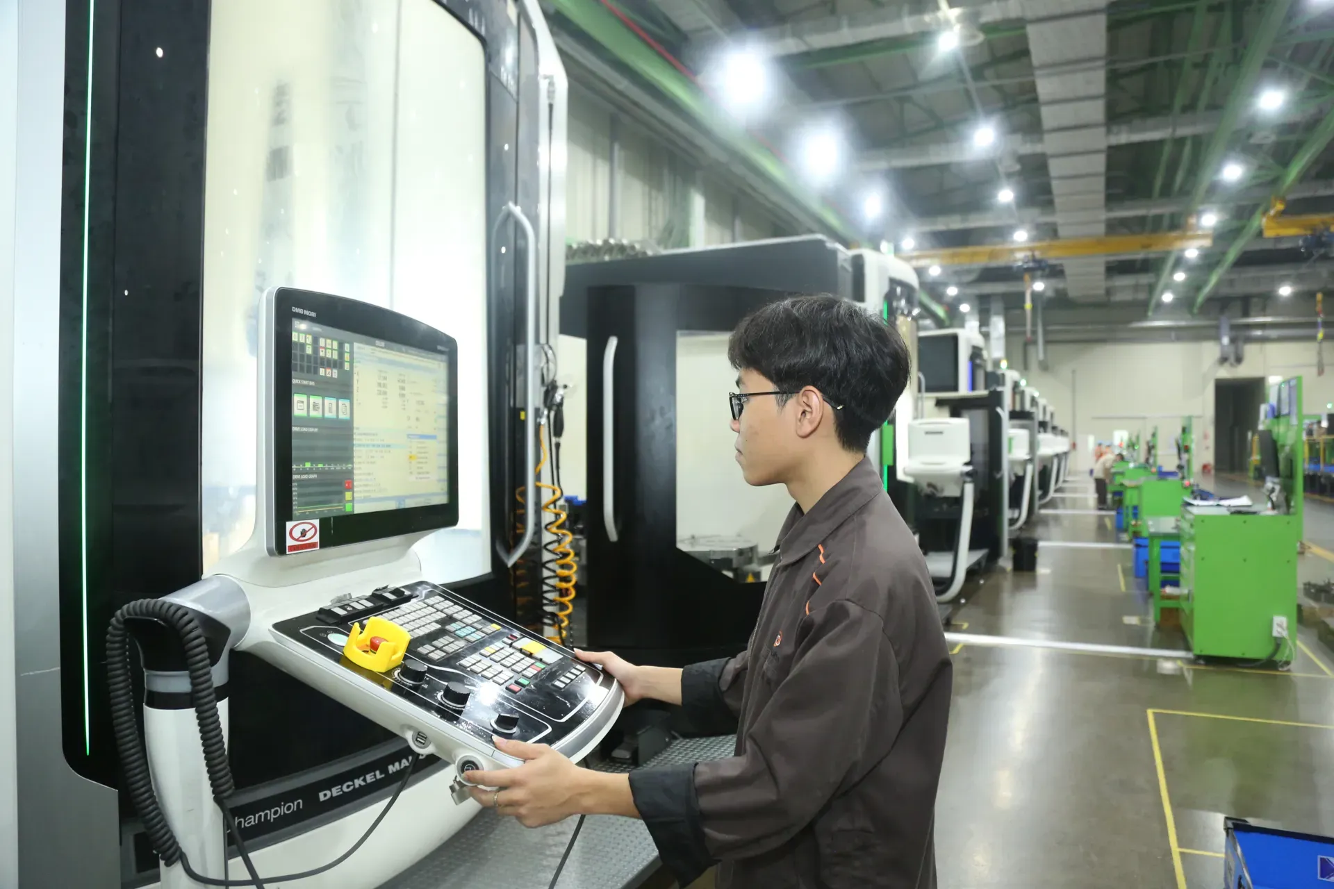 giam-thue-vat-dai-hoi-doanh-nghiep-chu-dong-nguoi-tieu-dung-yen-tam