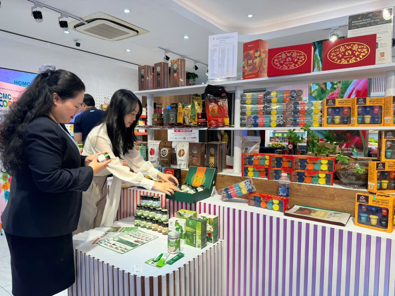 tp-ho-chi-minh-co-hoi-tu-chuyen-doi-xanh-va-trach-nhiem-xa-hoi-trong-thuong-mai-dien-tu