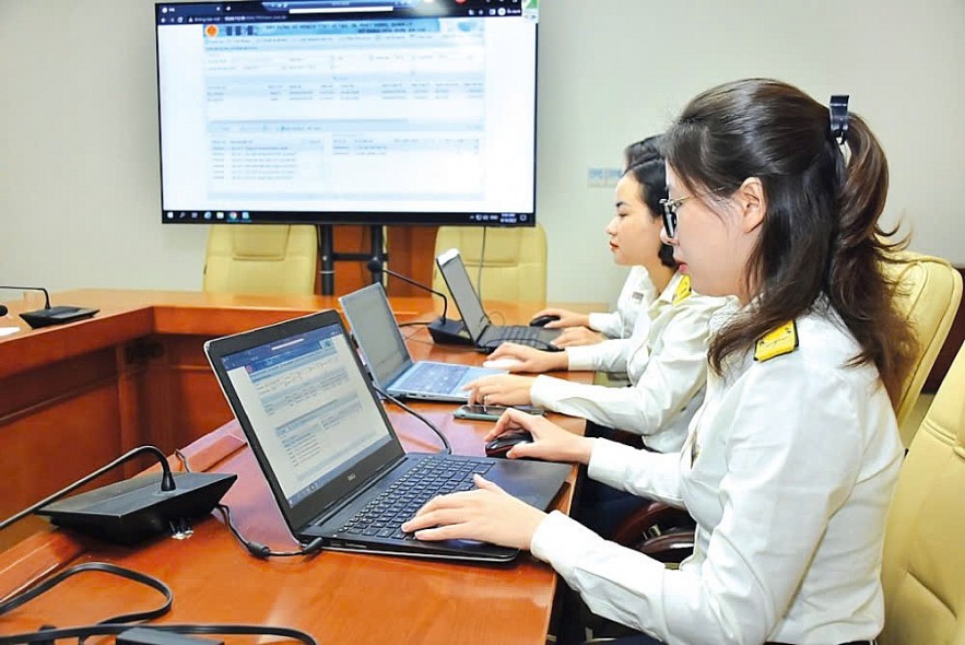 chong-lang-phi-giup-mo-rong-khong-gian-tai-chinh-tang-nguon-luc-cho-phat-trien