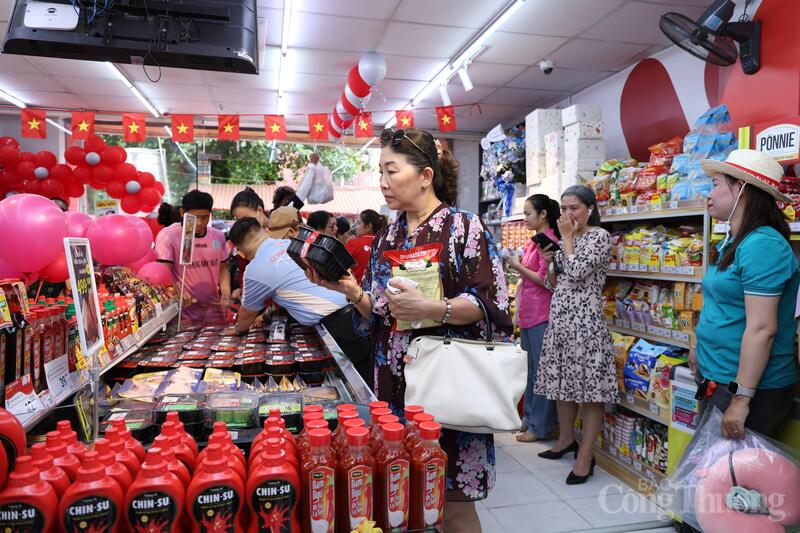 Thị trường trong nước khẳng định vai trò ‘bệ đỡ’