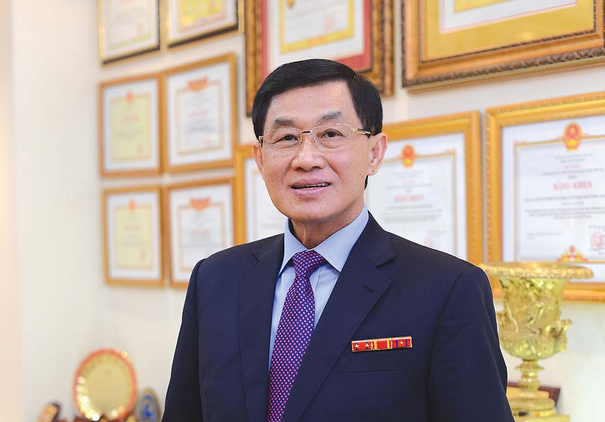 doanh-nhan-johnathan-hanh-nguyen-chu-tich-ippg-quyet-tam-pha-rao-voi-trung-tam-tai-chinh-quoc-te