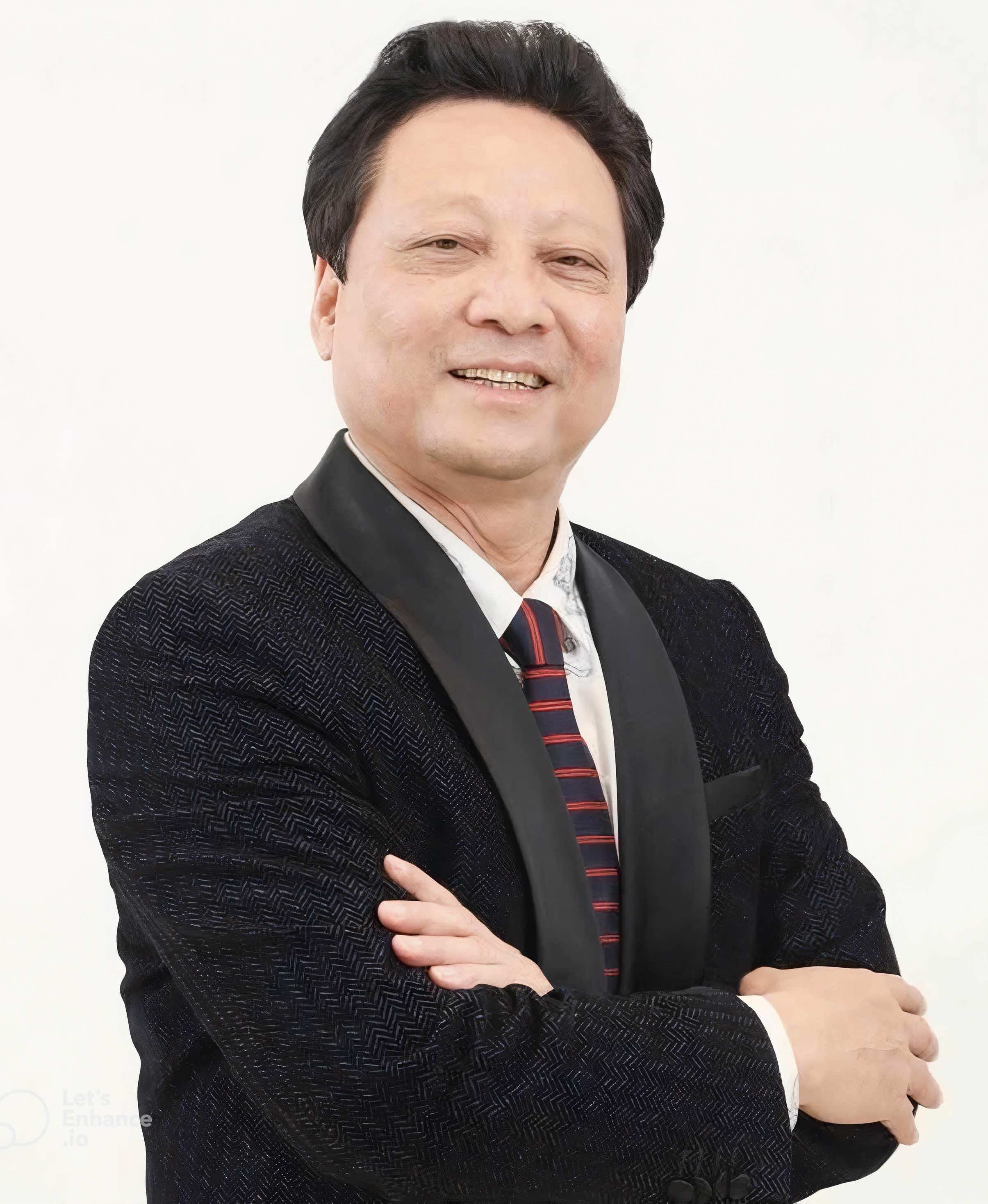 Ong_Pham_Van_Viet_-_Pho_chu_tich_AGTEK.jpeg