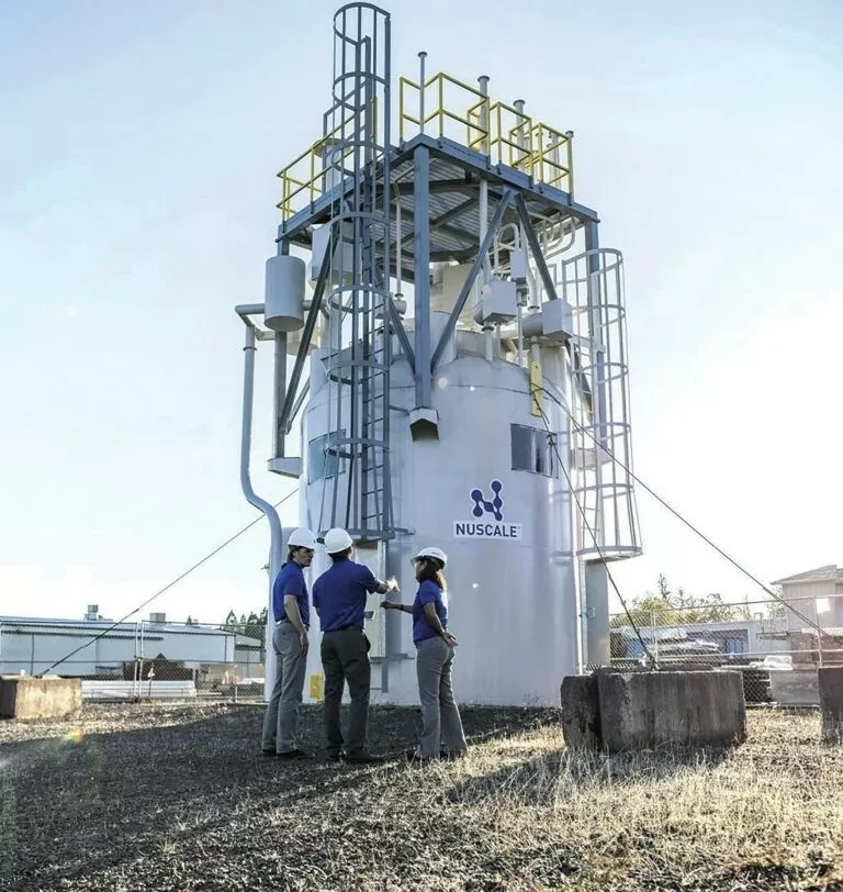 4-xu-huong-dinh-hinh-nganh-nang-luong-nam-2025