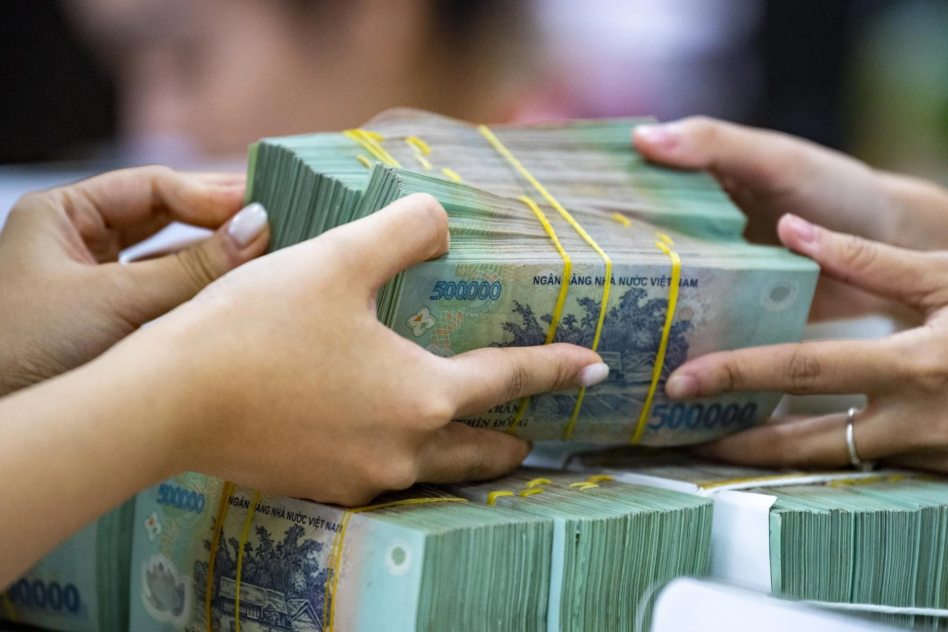 Cuộc đua 'giảm nhiệt', mặt bằng lãi suất sắp tới ra sao?