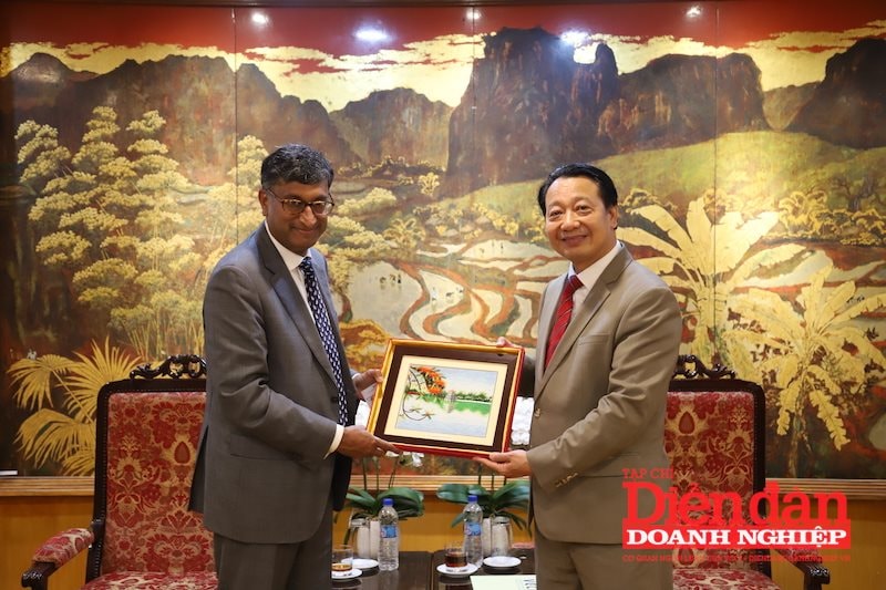 viet-nam-va-canada-mo-rong-hop-tac-trong-linh-vuc-nang-luong